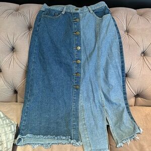 Light dark two tone midi jeans skirt with buttons down the front in S